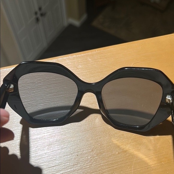 Prada Black Oversized Cat-Eye Glasses - Picture 9 of 13